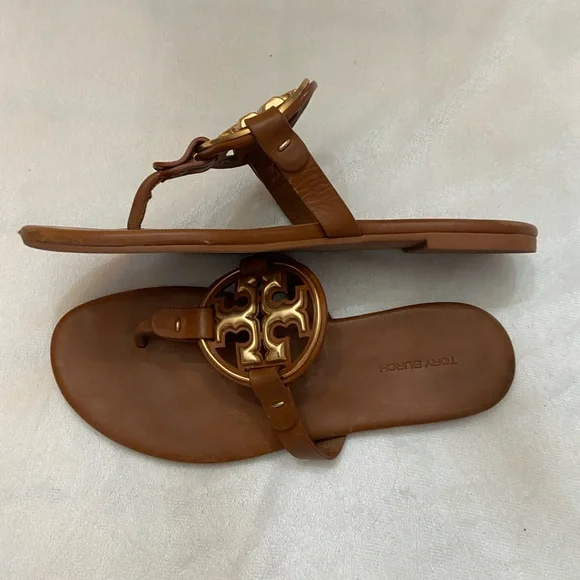 Tory Burch Miller Sandals Brown Leather Gold Logo Thong Flats - Picture 4 of 9